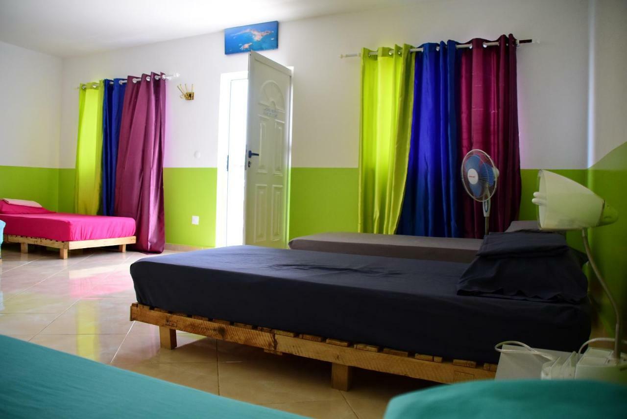 Meeting Point- Tarrafal Center, Ask For Praia & Fogo Pkg Deal ! Hostel Exterior photo